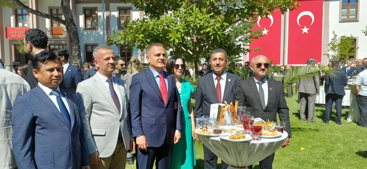 Muğla Valiliği Bahçesinde Kurban Bayramı Bayramlaşması Gerçekleştirildi 2